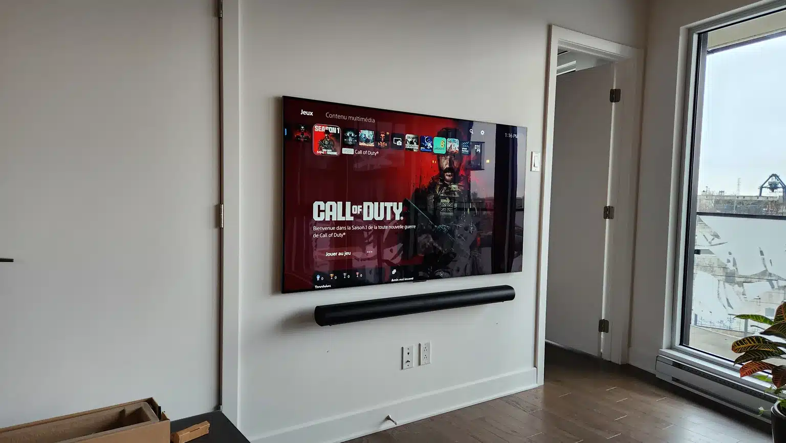 installation télévision murale lg gallery avec barre de son sonos